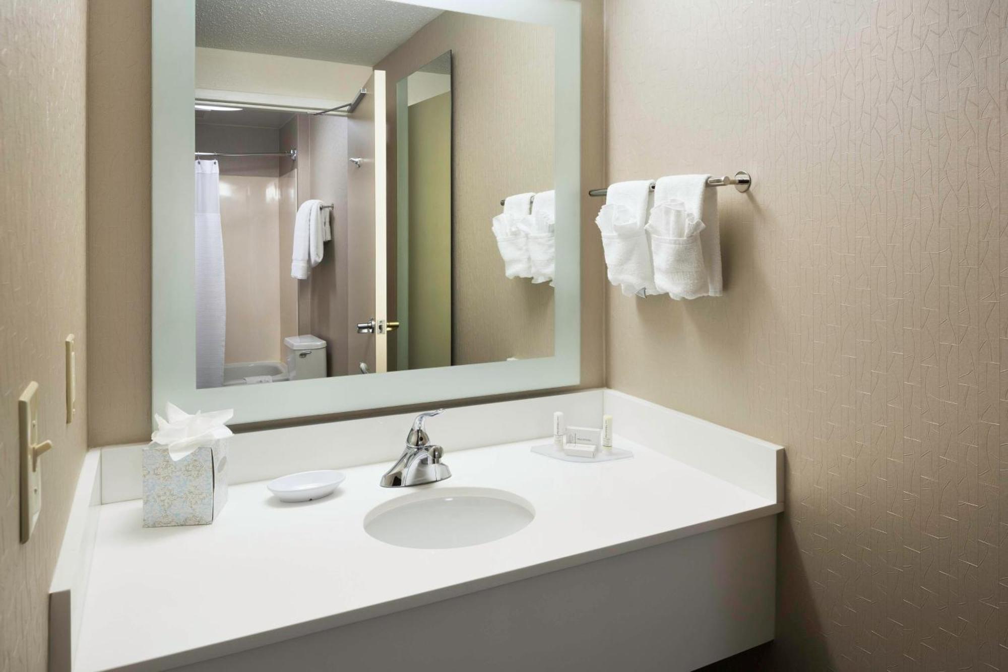 Springhill Suites Milford Dış mekan fotoğraf